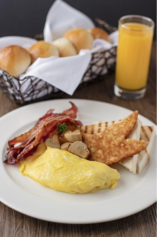 فندق سيدا، فيرتيس نورث كويزون سيتي المظهر الخارجي الصورة Bacon and eggs